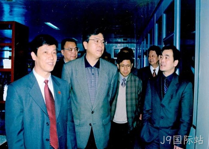 张德江委❋❋员长视察✭J9国际站